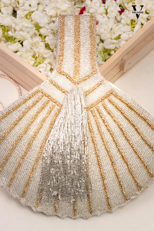 Sierra_Fan-Tail_Beaded_Bag